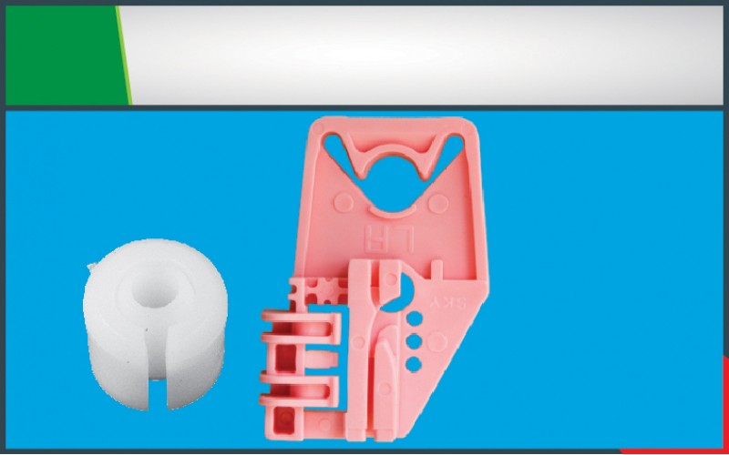 OCTAVIA 5  CAM KRİKO PLASTİĞİ ÖN LA
