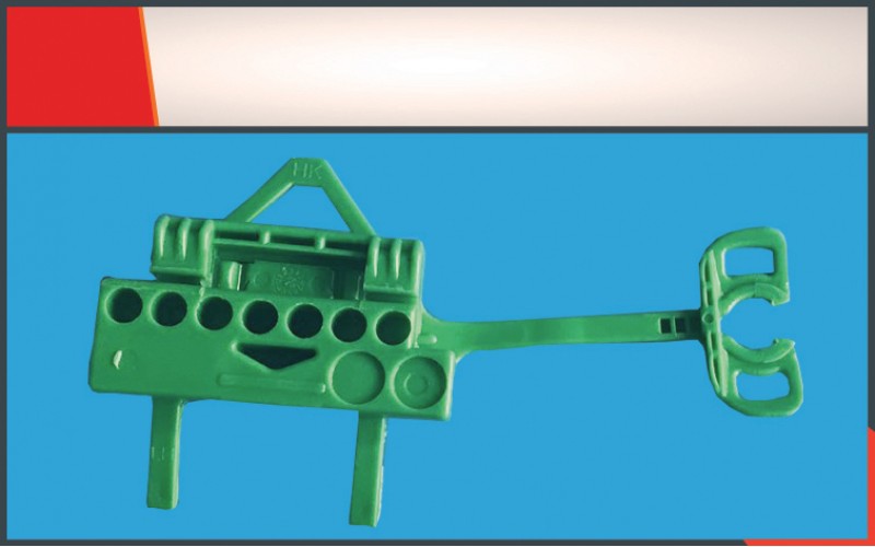 LİNEA CAM KRİKO PLASTİĞİ ÖN SOL